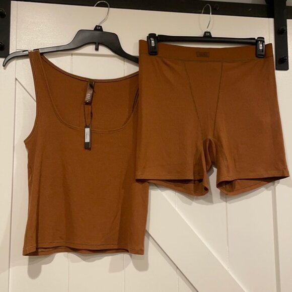 Skims NWT soft lounge tank size 3X & boxer briefs size 2X - Picture 1 of 5